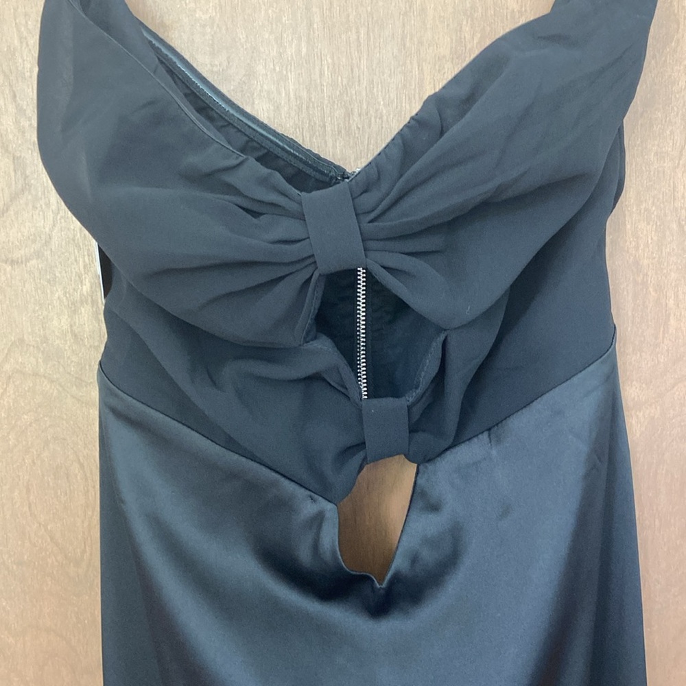 Etiquette Boutique Formal dress.  Strapless, sexy and elegant size M, Bkack